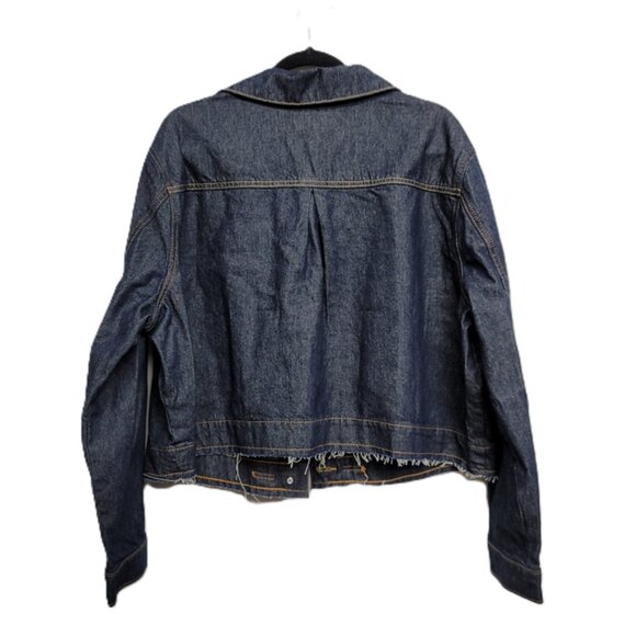 NWT Torrid 2 Rigid Vintage Denim Pleated Trucker Jacket 2X 18 20 - Picture 9 of 13